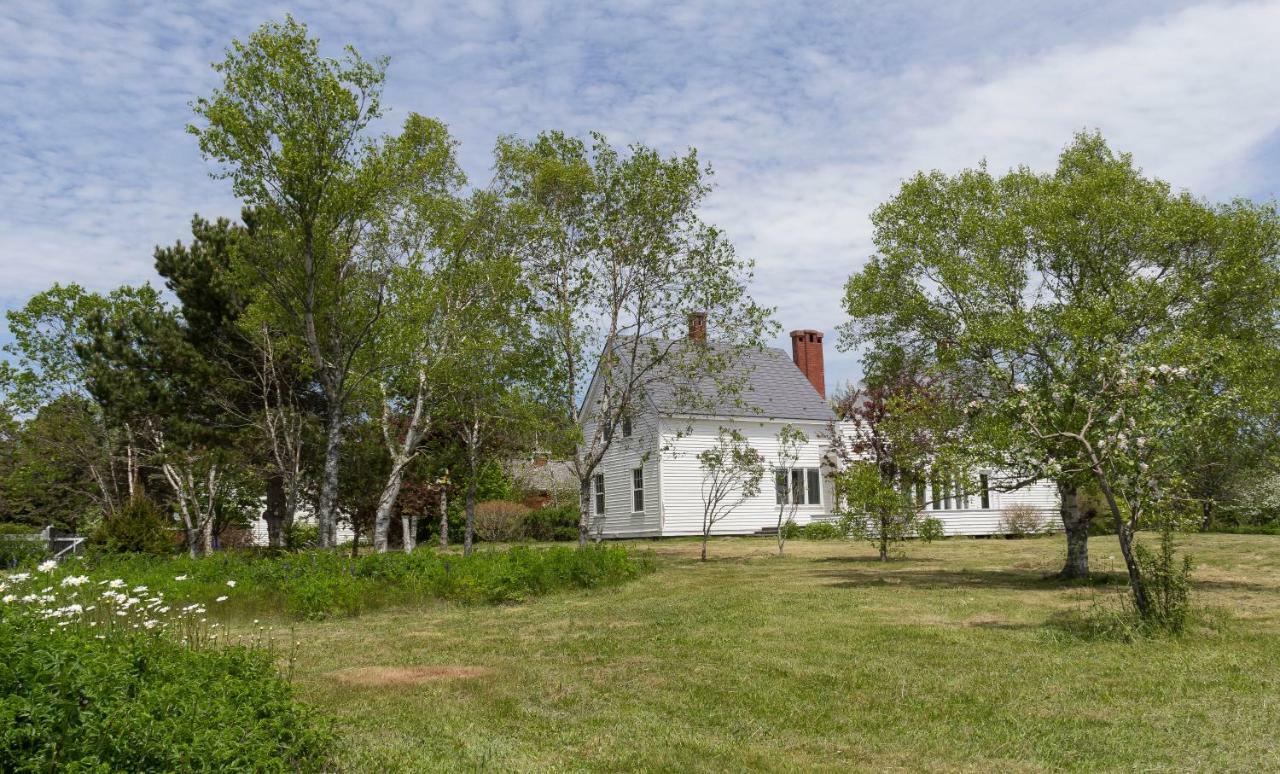 Fox Point Inn Parrsboro Eksteriør billede